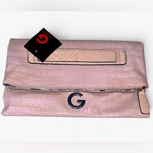 NWT Guess Arlington Clutch Envelope ~ inside zipper pocket ~ phone pocket